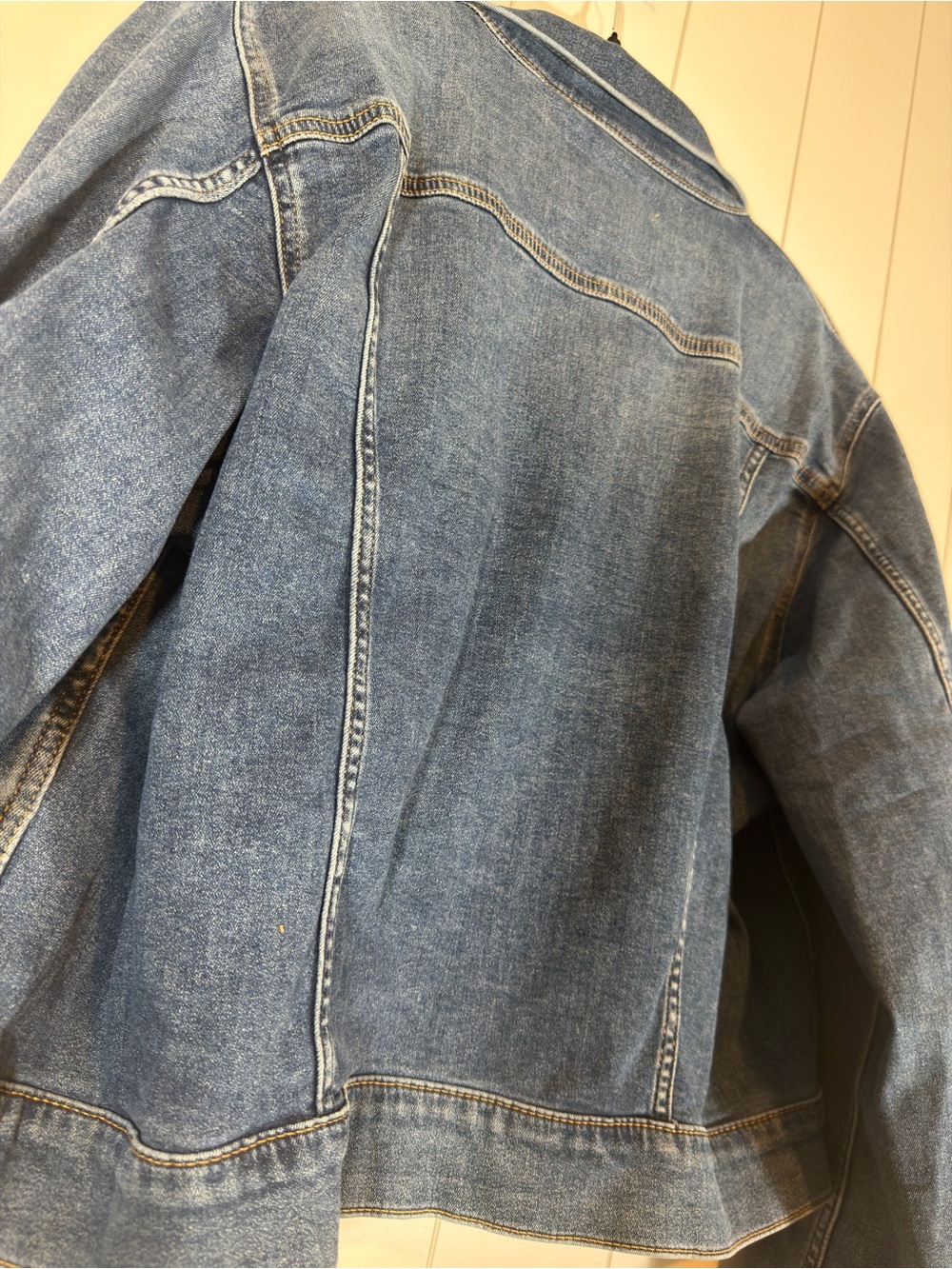 Calvin Klein Medium Blue Denim Trucker Jacket - Size XL - Picture 7 of 7